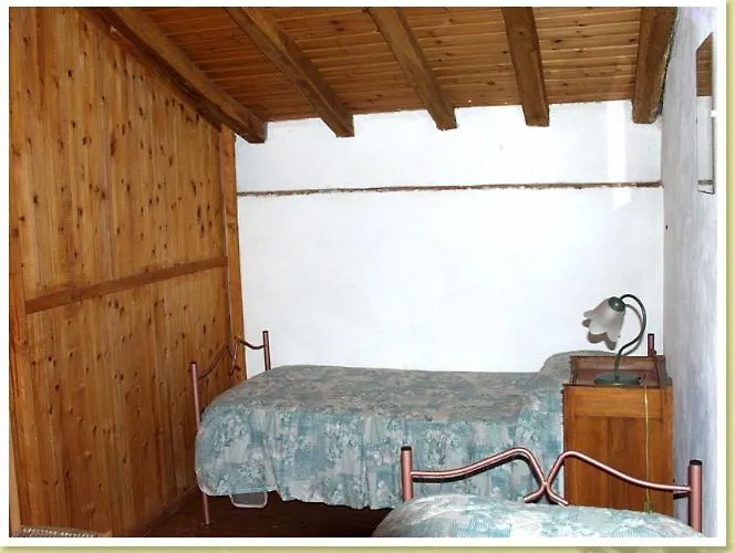 Apartment Codavolpe Giardino Di Tea Giarre